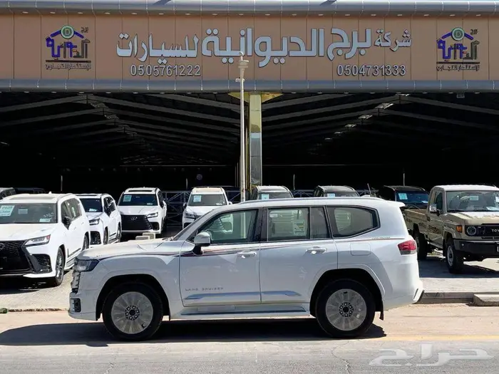 جكسار S الساير فل كامل 2025 ابيض 3