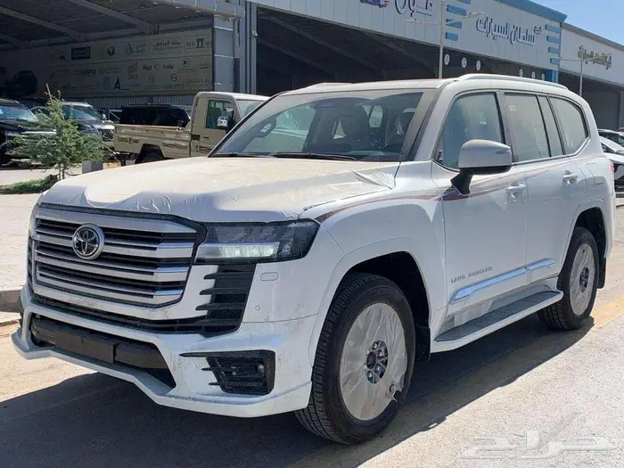 جكسار S الساير فل كامل 2025 ابيض 1