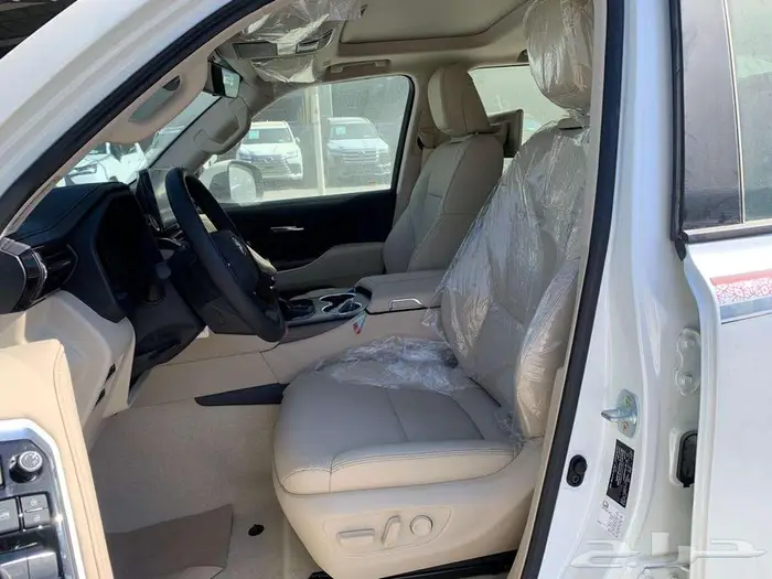 جكسار S الساير فل كامل 2025 ابيض 12