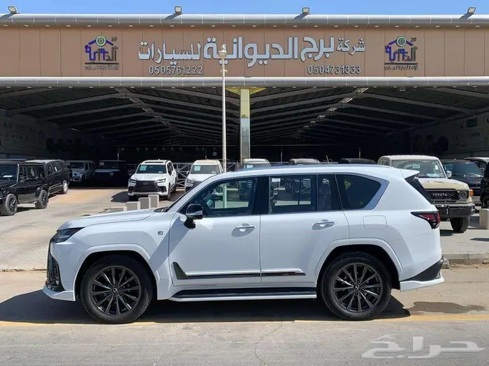 لكزس F SPORT LX600 اف سبورت 2024 3