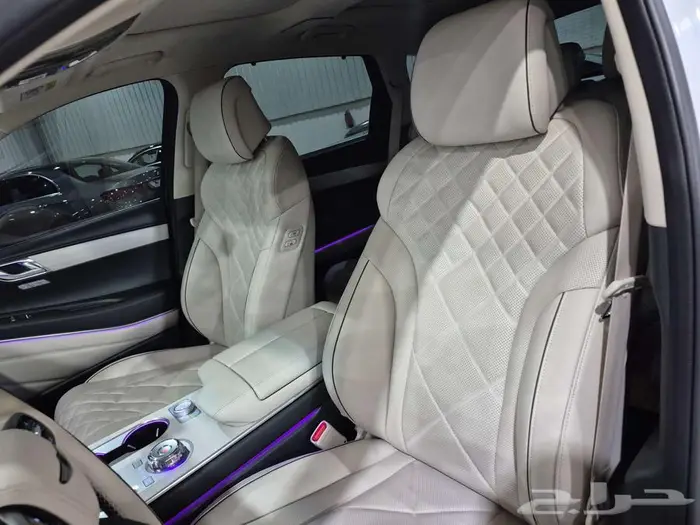 جينيسيس GV80-2024 سلندر6-ممشى 30الف KM 17