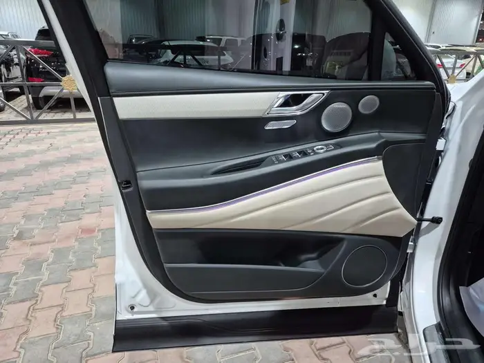 جينيسيس GV80-2024 سلندر6-ممشى 30الف KM 19