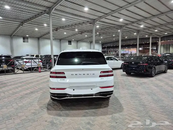 جينيسيس GV80-2024 سلندر6-ممشى 30الف KM 9