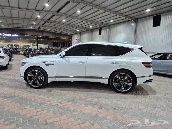 جينيسيس GV80-2024 سلندر6-ممشى 30الف KM 20