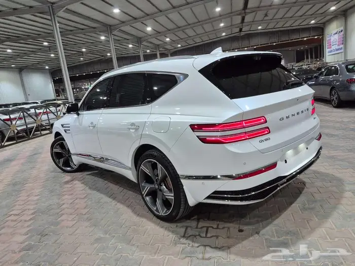 جينيسيس GV80-2024 سلندر6-ممشى 30الف KM 21