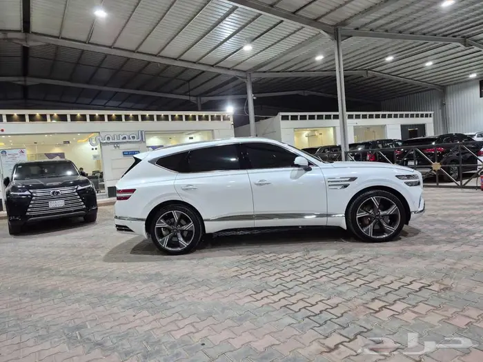 جينيسيس GV80-2024 سلندر6-ممشى 30الف KM 36