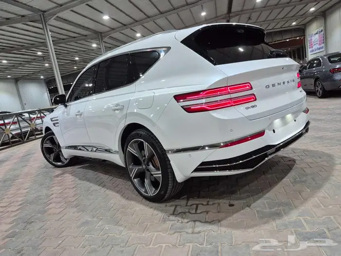 جينيسيس GV80-2024 سلندر6-ممشى 30الف KM 27