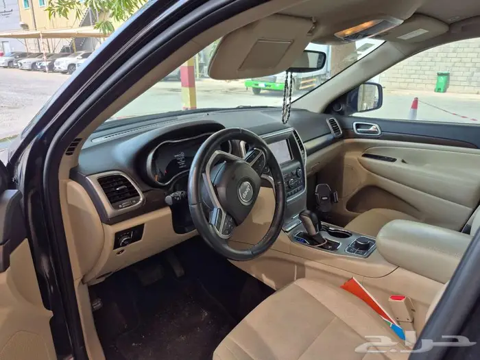 جراند شيروكي لاريدو 5