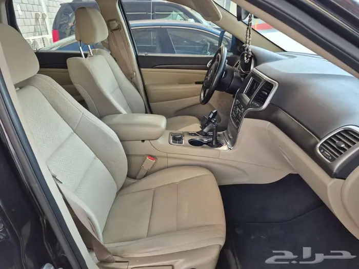 جراند شيروكي لاريدو 7