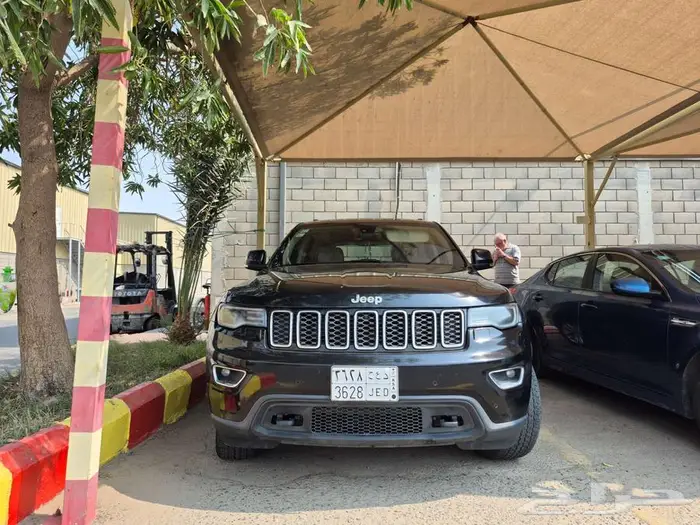 جراند شيروكي لاريدو 9