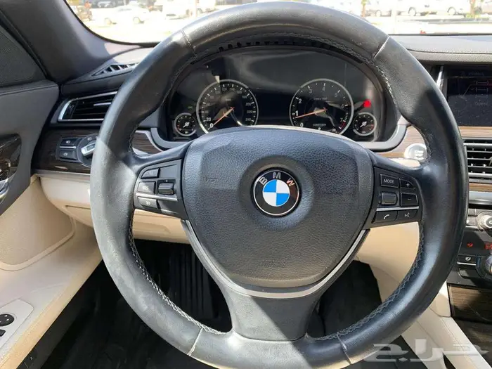 بي ام دبليو - 730LI - موديل 2015 14