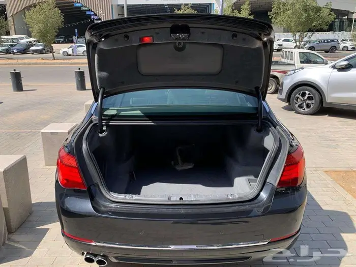 بي ام دبليو - 730LI - موديل 2015 5