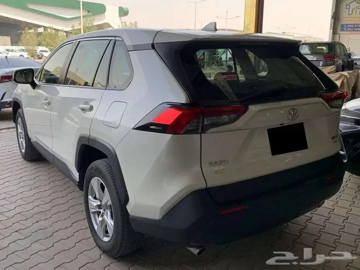 تويوتا راف فور LE ستاندر دبل موديل 2021 4