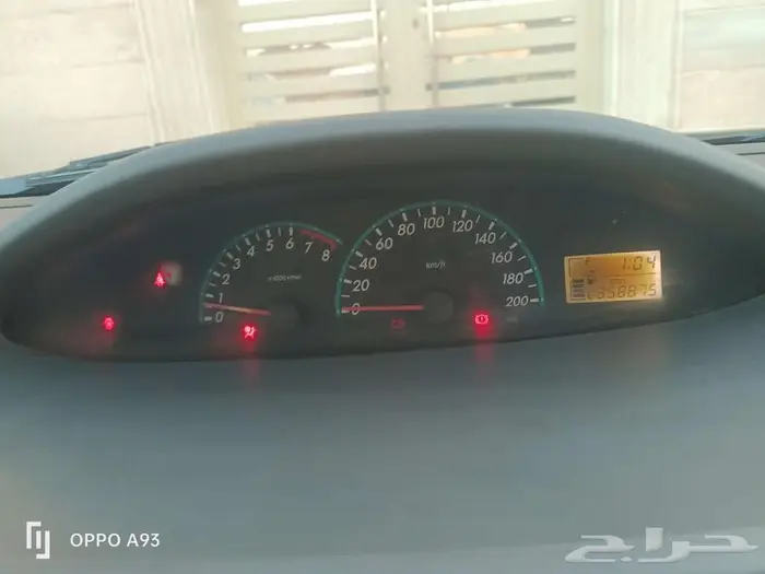 Toyota Yaris -2013 black (Family used car all good) 0