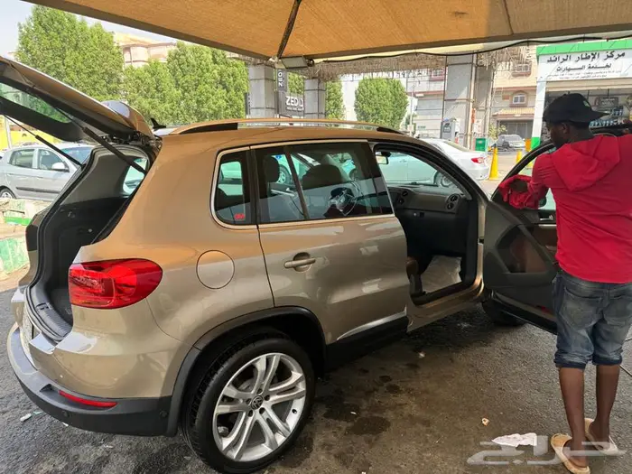 جيب تيجوان فولزفاكن كرت 14