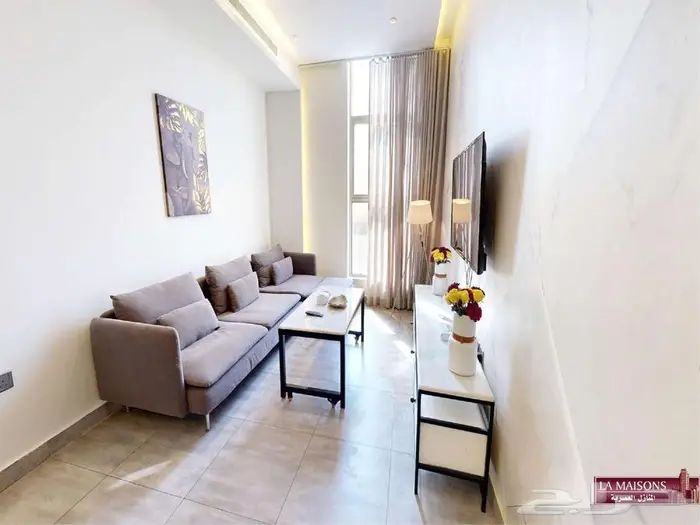 للإيجار شقة مؤثثة سكنية بمركز مليباري ريزيدنس 15