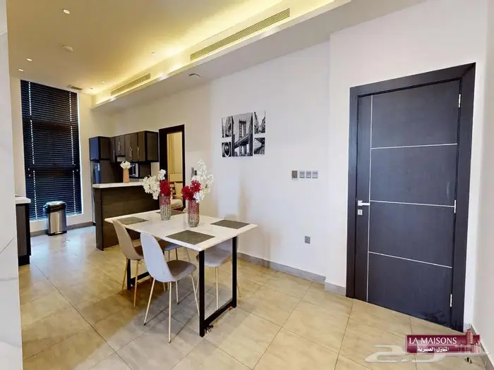 للإيجار شقة مؤثثة سكنية بمركز مليباري ريزيدنس 17