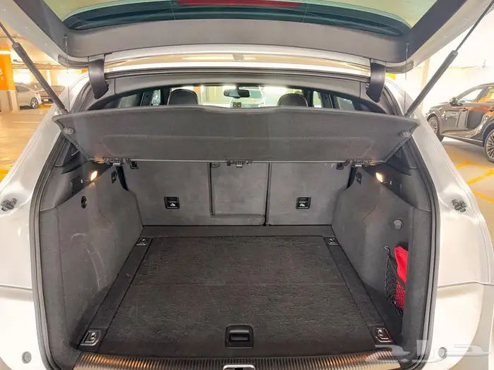 أودي Q5 S-Line Premium Plus 8