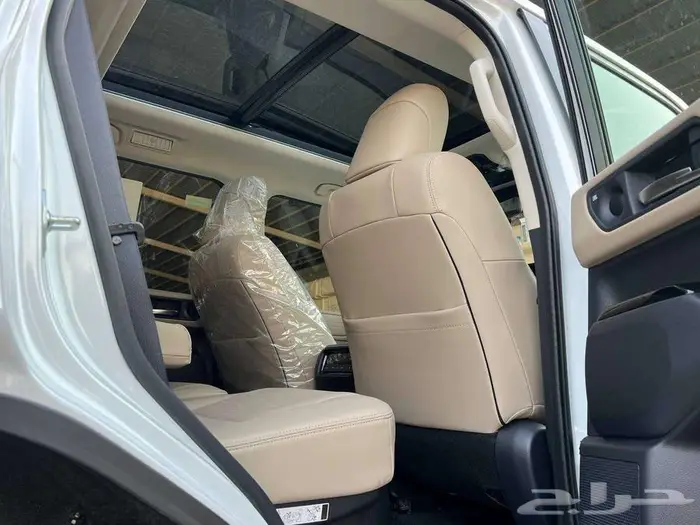 تويوتا برادو 2025 VXL3 سقف بانوراما بنزين فل كامل سعودي 7