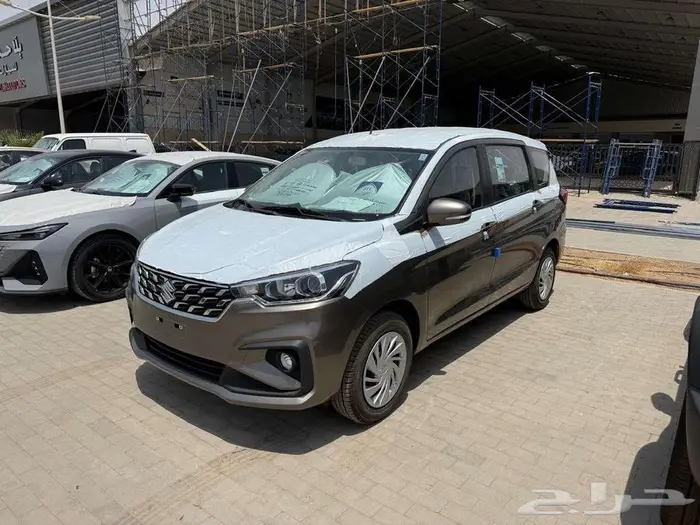 سوزوكي ارتيجا 2025 6