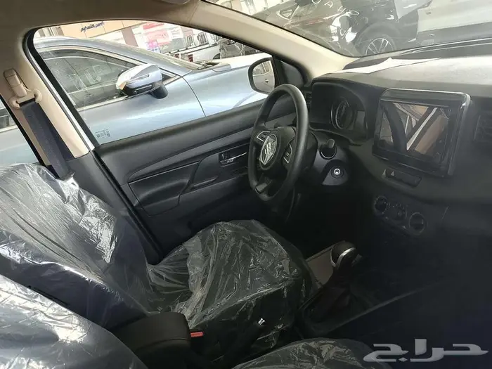 سوزوكي ارتيجا 2025 7