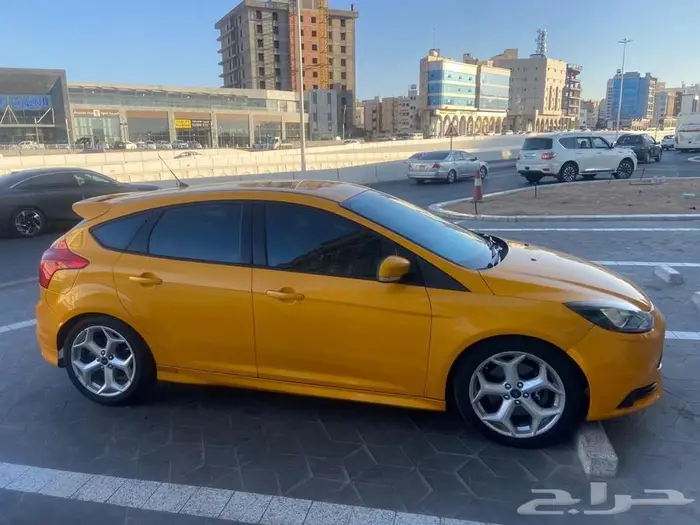 فورد فوكس st 2013 الرياضية 1