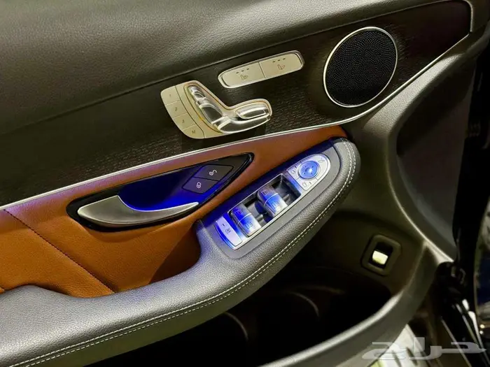 مرسيدس بنز GLC 300 Coupe 2020 20