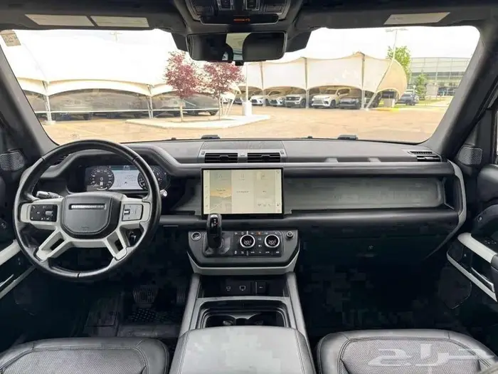 لاند روفر ديفندر 110 2022 مواصفات وسعر لقطه 5