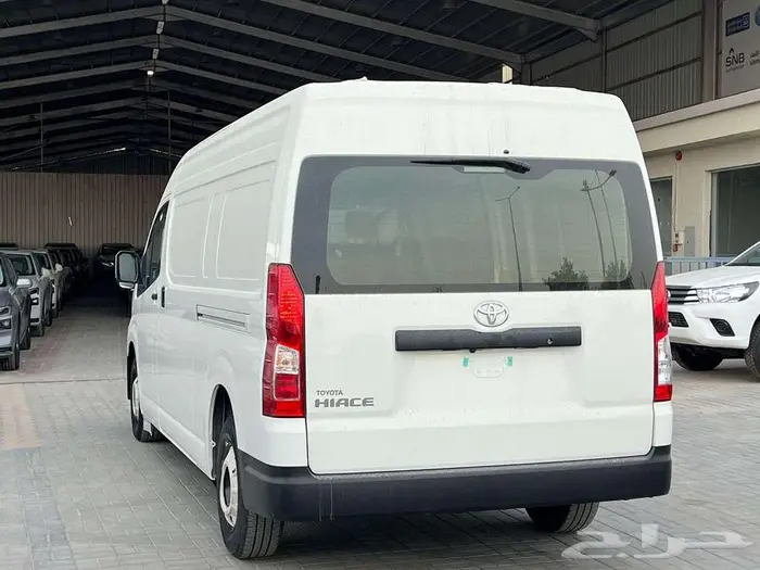 تويوتا هايس فان بضاعة ديزل 2.8 سقف عالي جيرتوماتك 2026 بريمي 2