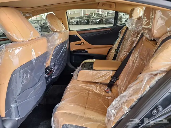 لكزس ES350 فئةDD فل كامل الساير 2025 بأقل الاسعار 5
