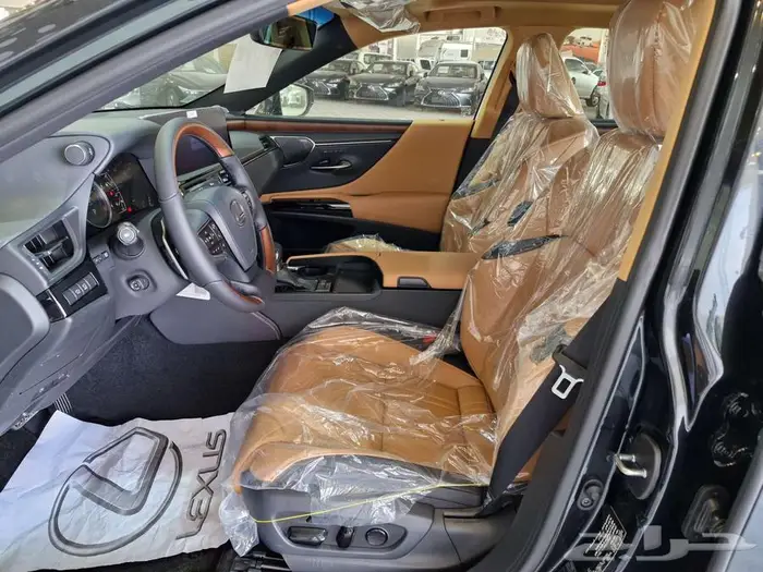 لكزس ES350 فئةDD فل كامل الساير 2025 بأقل الاسعار 4