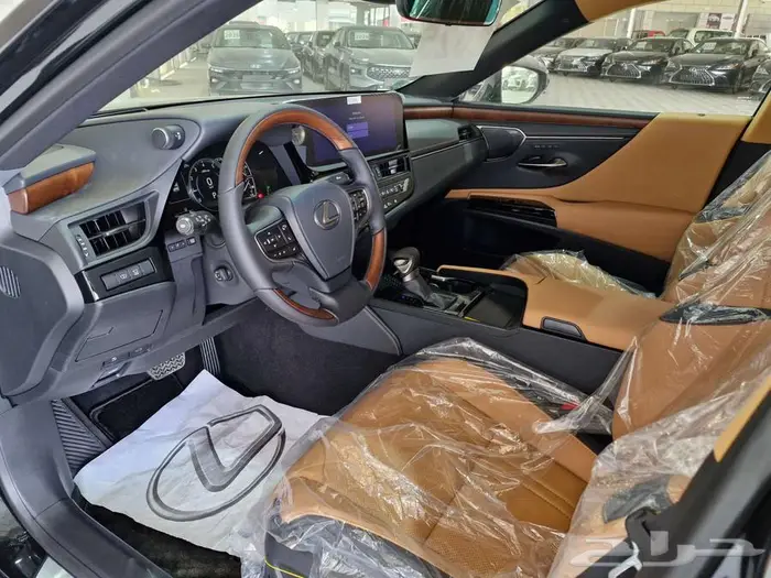 لكزس ES350 فئةDD فل كامل الساير 2025 بأقل الاسعار 3