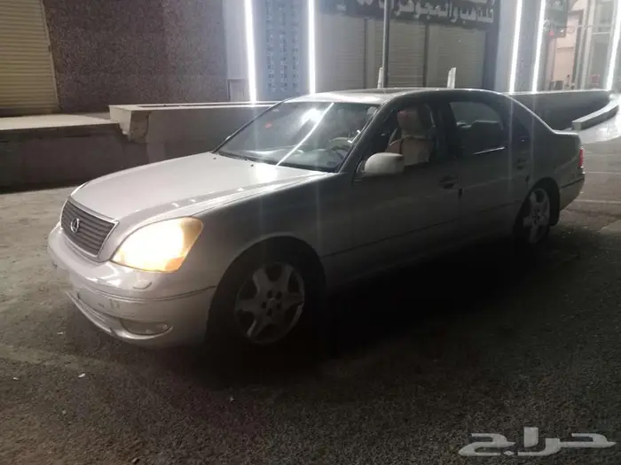 لكزس 2003 نظيف جدا للبيع قطع 8