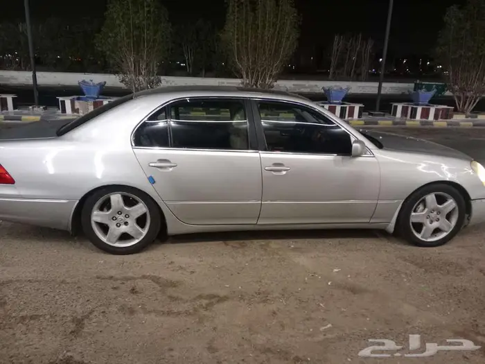 لكزس 2003 نظيف جدا للبيع قطع 1