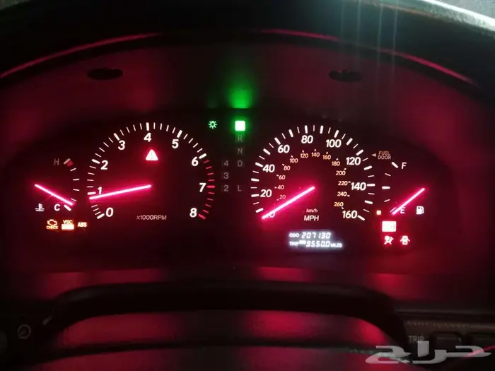 لكزس 2003 نظيف جدا للبيع قطع 2