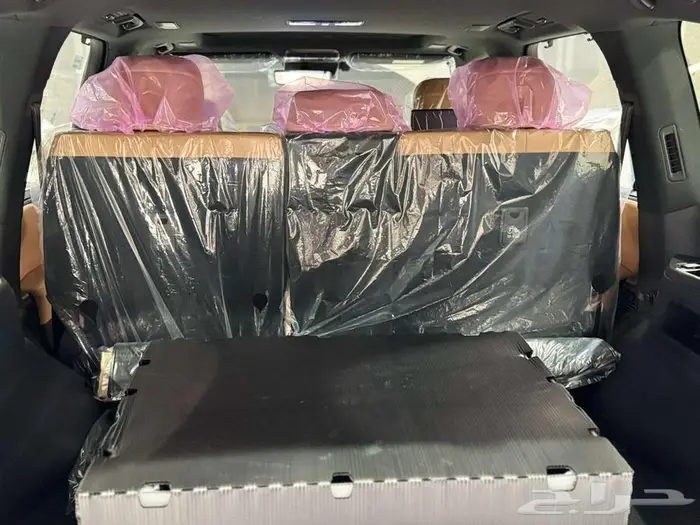 لكزس - LX 600 BB بريمي موديل 2025 اللون ابيض داخلي احمر 10