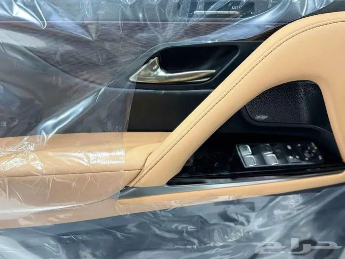 لكزس - LX 600 BB بريمي موديل 2025 اللون ابيض داخلي احمر 24