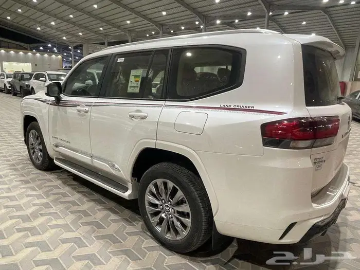 تويوتا جي اكس ار L5 GXR S ابيض ( 2025 ) خليجي 8