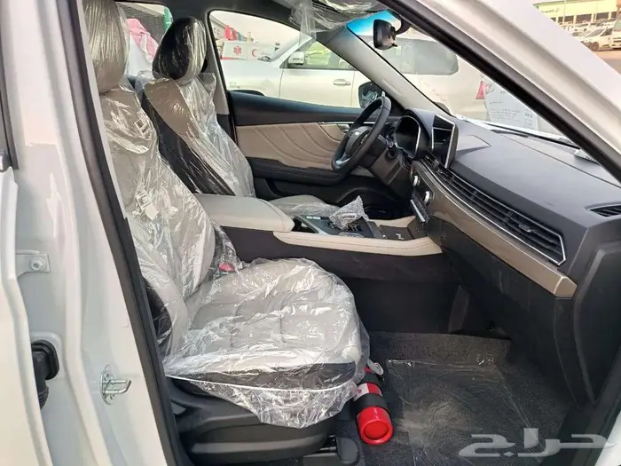 جيتور X70 لاكجري 2025 6