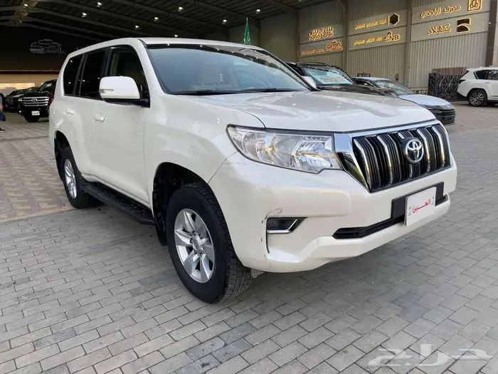 تويوتا برادو موديل 2023 عداد 115 الف كم 2