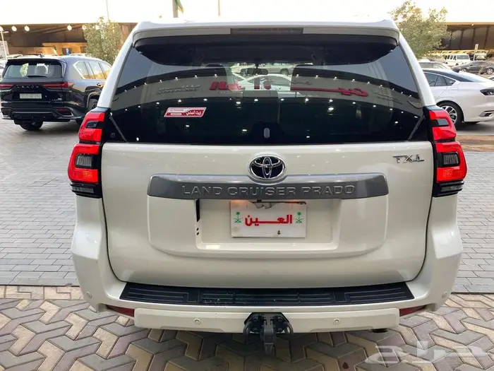 تويوتا برادو موديل 2023 عداد 115 الف كم 4