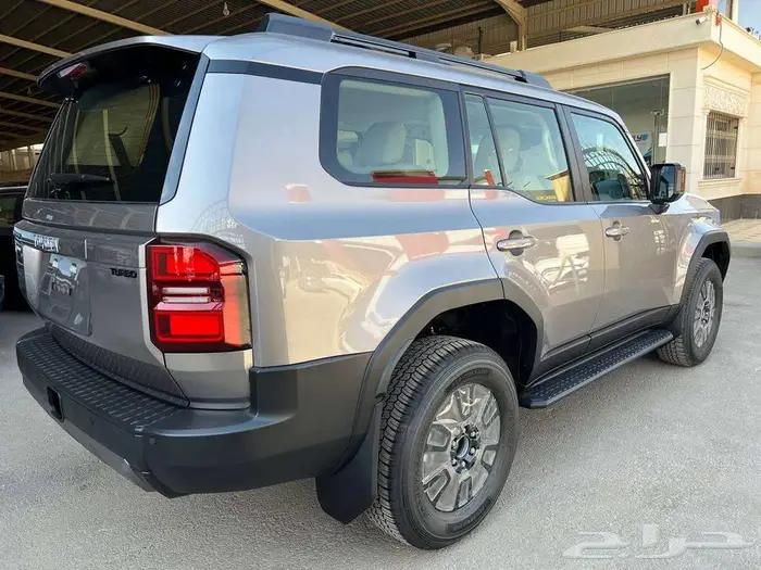 تويوتا برادو TXL3 بنزين 2025 كاش واقساط ودفعتين 4