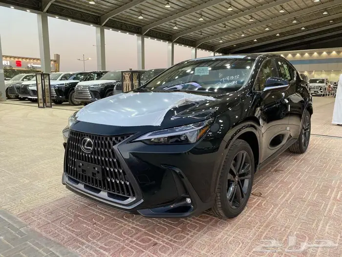 لكزس NX350 AA بنزين 2026 (اسود) 1