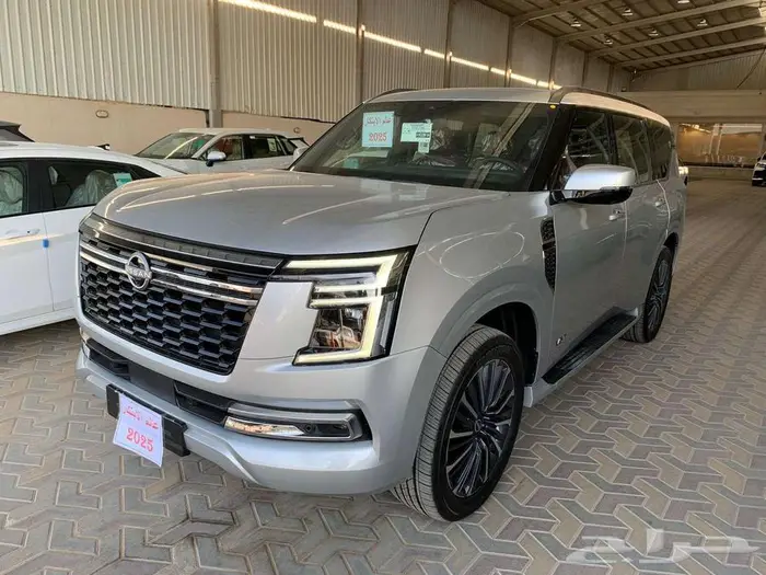 نيسان باترول بلاتنيوم موديل 2025 - فضي 2