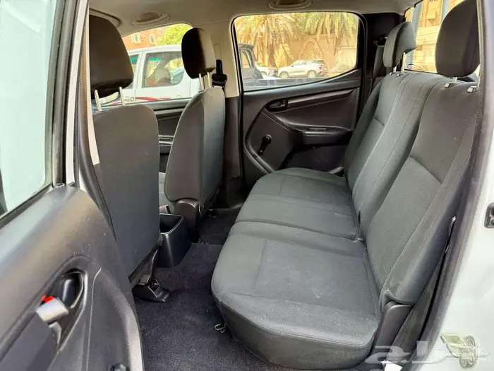 ايسوزو ديماكس 2021 دبل غمارتين ب 52 الف بالضريبة 7