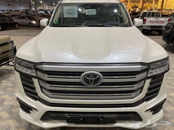 تويوتا جي اكس ار L5 GXR S ابيض 2025 الساير 0