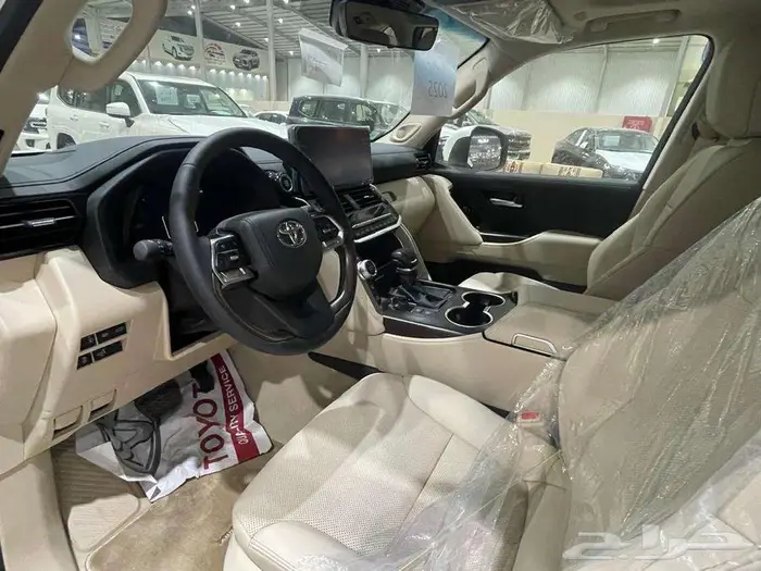 تويوتا جي اكس ار L5 GXR S ابيض 2025 الساير 13