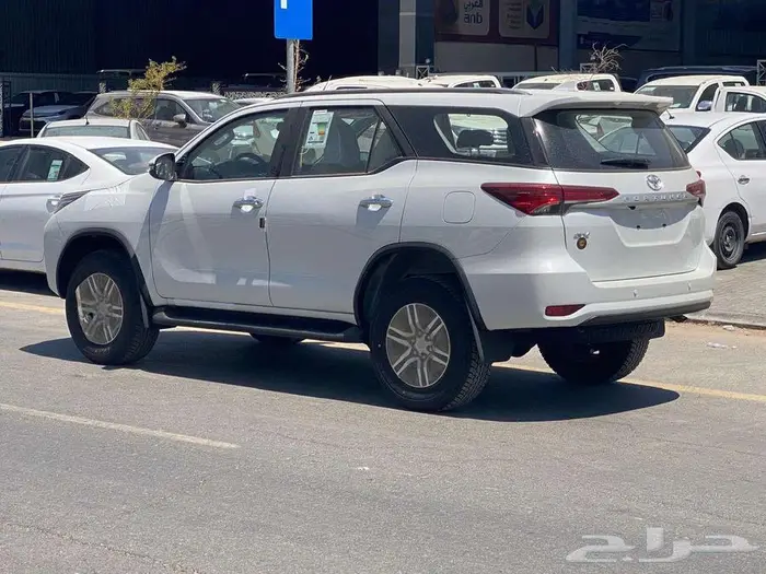 تويوتا فورتشنر GX2 بنزين دبل و بدون سعودى موديل 2025 1