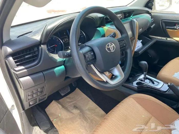 تويوتا فورتشنر GX2 بنزين دبل و بدون سعودى موديل 2025 6