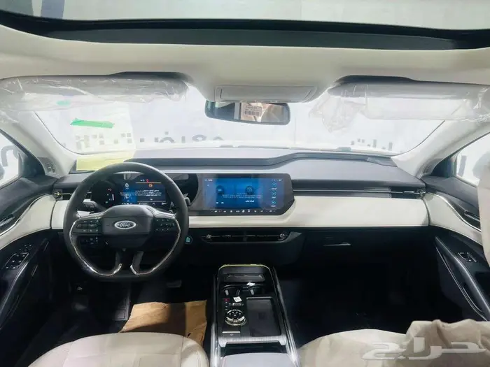 فورد تورس تيتانيوم فل كامل 2026 8